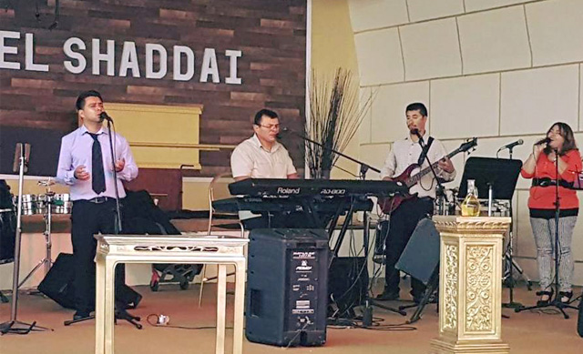 Praise Report of Revival Blessing Prayer by Bro Andrew Richard in EL Shaddai Prayer Center International, on Sunday, 7th May 2017 at Denver, America.
