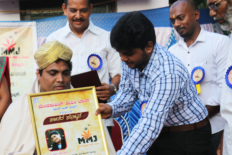 Grace Ministry in association with Meramajal Meri Jann (Facebook Page) organized a charity event in Shree Matha Lakshani Shanthidama old age in Mangaluru.