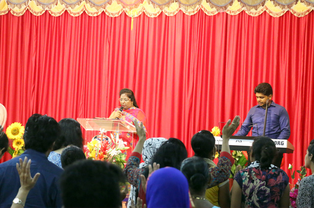 Praise Report of Night Vigil Prayer held at Prayer Center in Mangaluru by Grace Ministry Bro Andrew Richard. Hundreds thronged to the Night Vigil prayer and received the blessing of God.